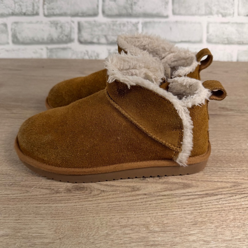 Koolaburra by UGG Victoria Ankle Boots Suede Chestnut Kids Size 2